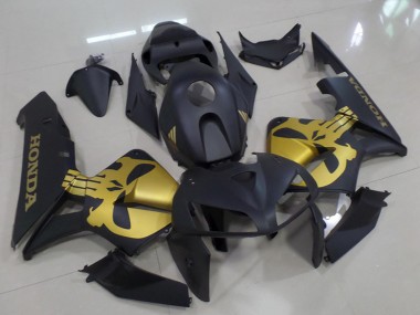 Online 2005-2006 Honda CBR600RR Motorcycle Fairings - Matte Black with Gold Skull Canada