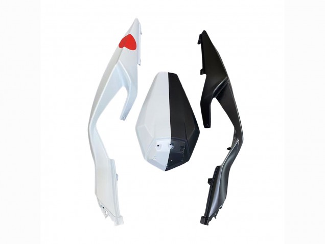 2023-2025 Kawasaki ZX6R Motorcycle Fairings - Black White with Flower Canada