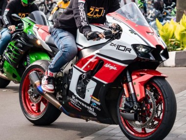 Online 2021-2025 Kawasaki ZX10R Motorcycle Fairings - White Red Black Canada