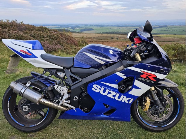 2004-2005 Suzuki GSXR 600 Motorcycle Fairings - Blue White Red Canada