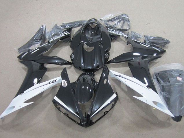 2004-2006 Yamaha YZF R1 Motorcycle Fairings - Glossy Black White Canada