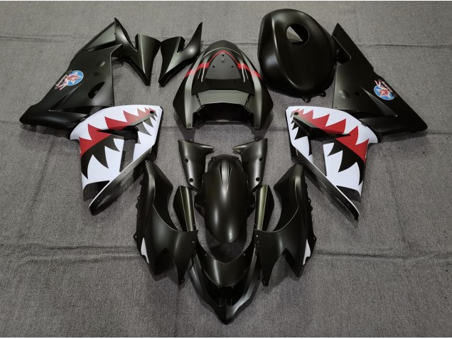 Matte Black Betty Bomber 2004-2005 Kawasaki ZX10R Motorcycle Fairing Matte Black Betty Bomber 2004-2005 Kawasaki ZX10R Motorcycle Fairing