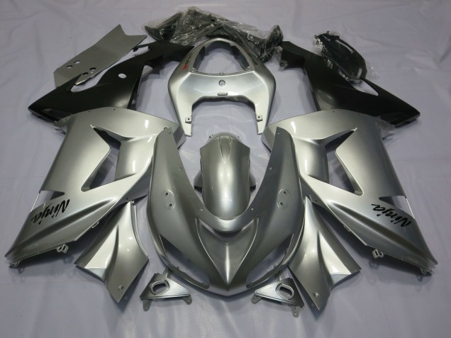 Silver 2006-2007 Kawasaki ZX10R Motorcycle Fairing Silver 2006-2007 Kawasaki ZX10R Motorcycle Fairing