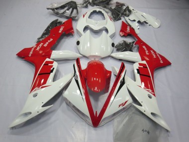 White and Red Design 2004-2006 Yamaha R1 Motorcycle Fairing